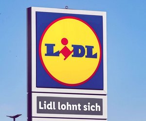 Kuschelige Herbstfreude: Diese stylische Wohndecke von Lidl ist der neue Trend