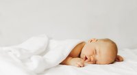 Die 2-3-4-Stunden-Regel hilft deinem Kind beim Schlafen
