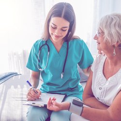 Ausbildung zur Krankenschwester: Das sind die Voraussetzungen und Aufgaben