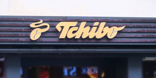 Stylischer Blickfang: Das trendige Regal von Tchibo für dein Wohnzimmer