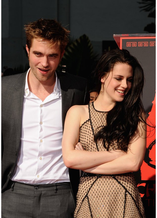 Robert Pattinson und Kristen Stewart wenden sich ab Robert Pattinson und Kristen Stewart wenden sich ab