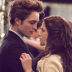 „Twilight“-Fans rasten aus: Die Geschichte um Edward & Bella geht weiter!