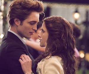 „Twilight“-Fans rasten aus: Die Geschichte um Edward & Bella geht weiter!