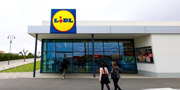 Bring Ordnung in deine Komsetik und schnapp dir den drehbaren Organizer jetzt bei Lidl