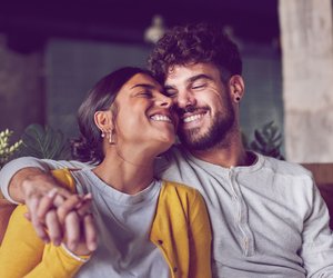 Das&#x20;sind&#x20;laut&#x20;Tinder&#x20;die&#x20;4&#x20;gr&#x00F6;&#x00DF;ten&#x20;Dating-Trends&#x20;2026&#x20;&#x28;die&#x20;so&#x20;hoffentlich&#x20;auch&#x20;umgesetzt&#x20;werden&#x29;