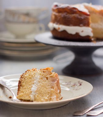 Foodbloggerin Simone weiß, wie man Apfeltorte macht Foodbloggerin Simone weiß, wie man Apfeltorte macht