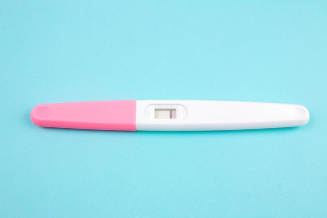 Periode überfällig Test negativ Gründe schwanger