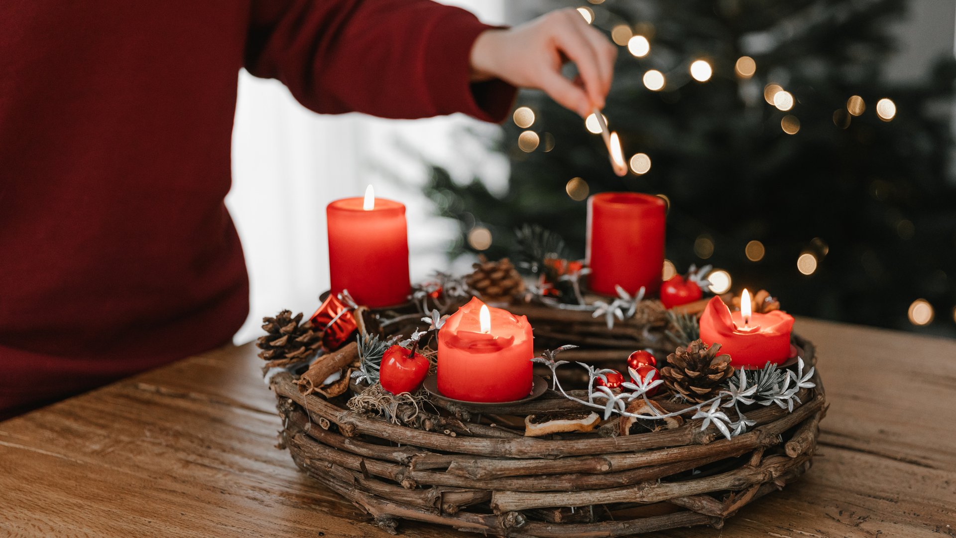 Festlicher-Weihnachtszauber-4-au-ergew-hnliche-Adventskr-nze-von-Blume2000