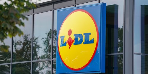 Dieser Sichtschutz von Lidl schenkt deinem Balkon Privatsphäre und sieht schick aus