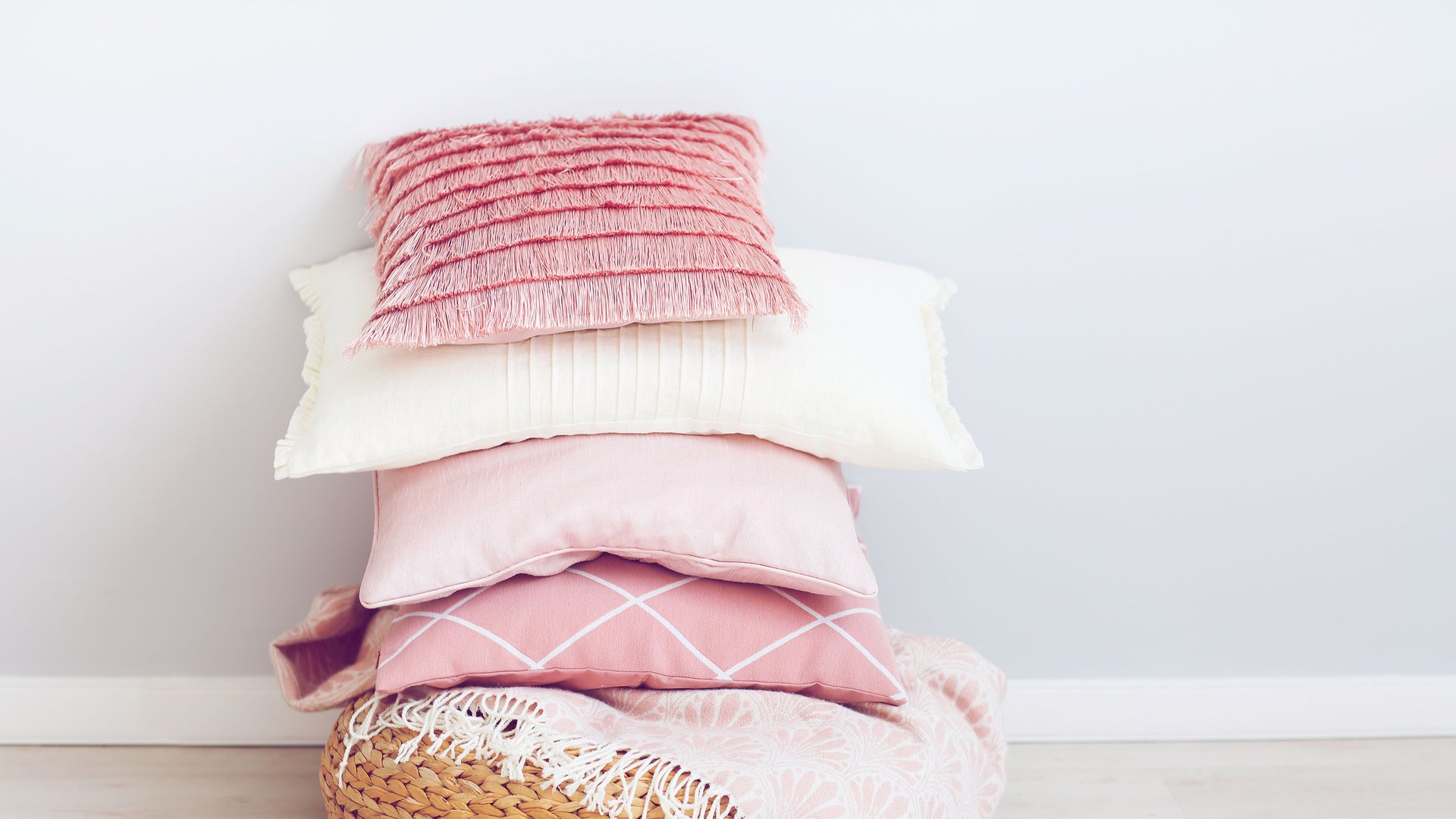 Ein-Traum-in-Rosa-Diese-10-Neuheiten-von-H-M-Home-machen-dein-Zuhause-direkt-gem-tlicher