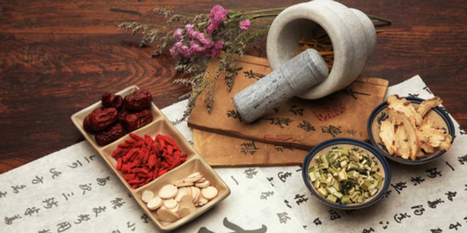 Traditionelle Chinesische Medizin: Kräuter Traditionelle Chinesische Medizin: Kräuter