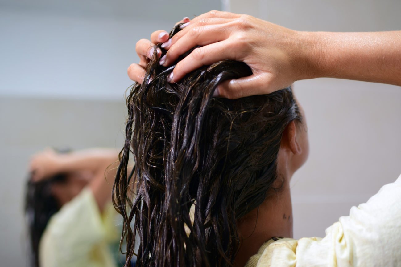Haare waschen Haare waschen