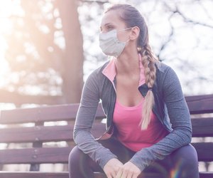 Staubsaugerbeutel als Mundschutz? dm warnt vor Lungenschäden
