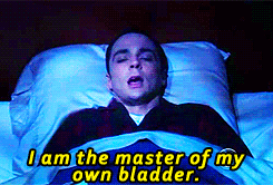 Sheldon Cooper muss nachts pinkeln