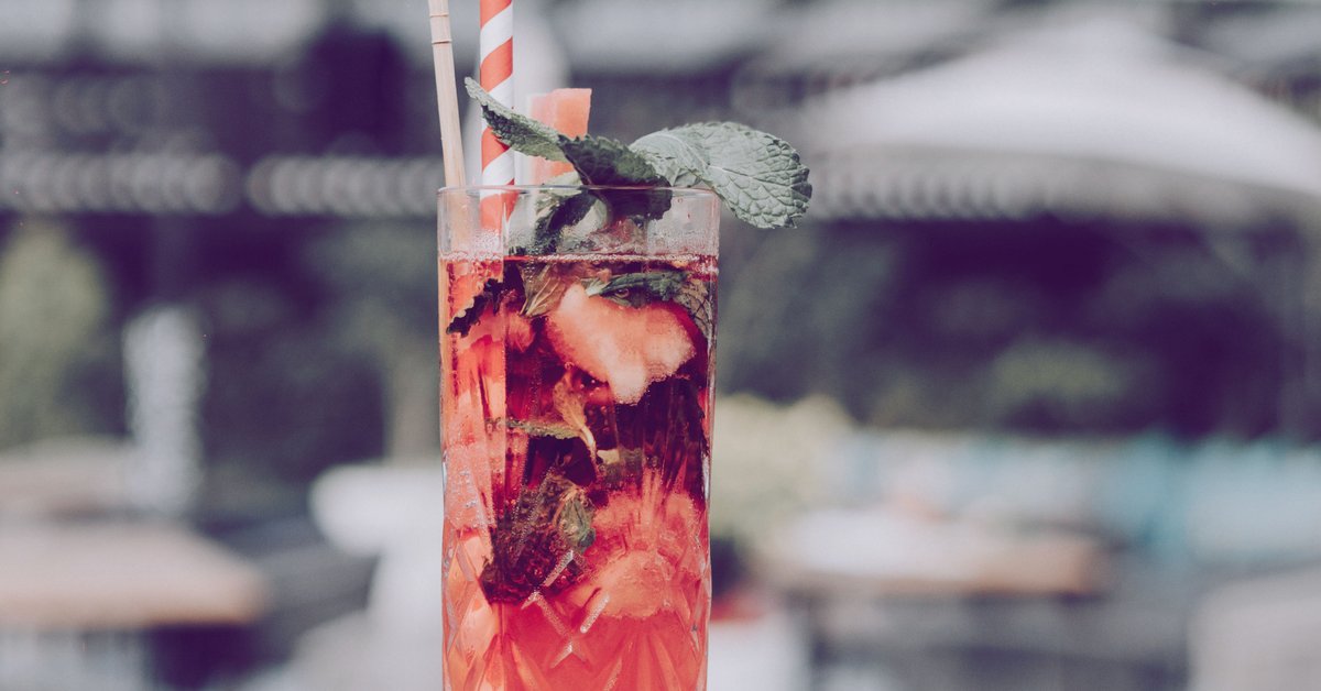 Himbeer Mojito: So machst du den besten Sommerdrink des Jahres selbst