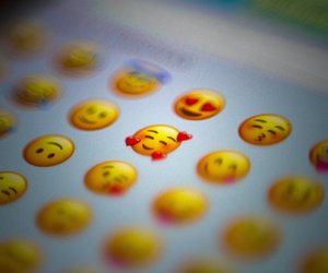 Dieser Emoji war 2020 am beliebtesten!