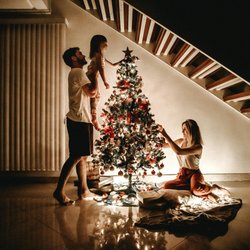 Weihnachten für Zwillinge: Diese 7 Geschenke passen perfekt zum Sternzeichen