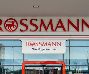 Nur 10 Euro: Schnapp dir die dimmbaren Rossmann-Unterbauleuchten im Set