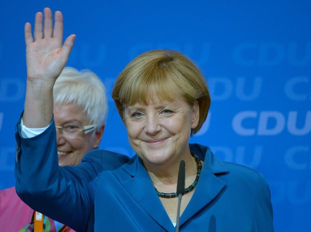 Angela Merkel bei der CDU-Wahlparty in Berlin Angela Merkel bei der CDU-Wahlparty in Berlin