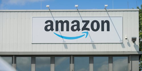 Verschönere deinen Außenbereich mit den Vintage-Solarlampen aus Metall – jetzt bei Amazon erhältlich