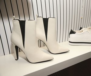 Früher billig, heute Trend: Weiße Stiefel sind zurück!
