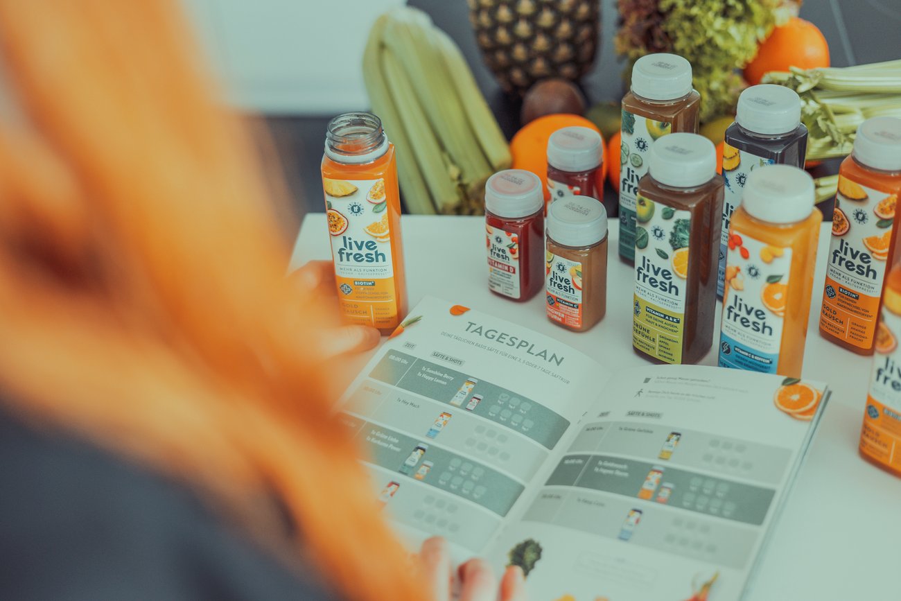 Saftkuren im Test: Die beliebtesten und leckersten Kuren im Redaktionscheck