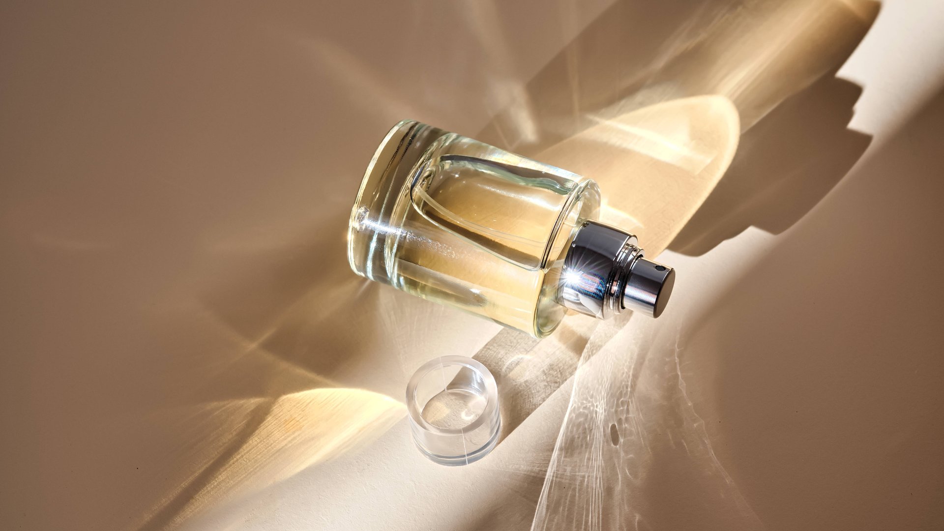 Sommerfrische-im-Alltag-Das-Duftspray-mit-Kokosnuss-Aroma-f-r-K-rper-und-Haare