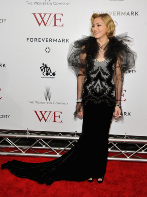 Madonna in Schwarz Madonna in Schwarz