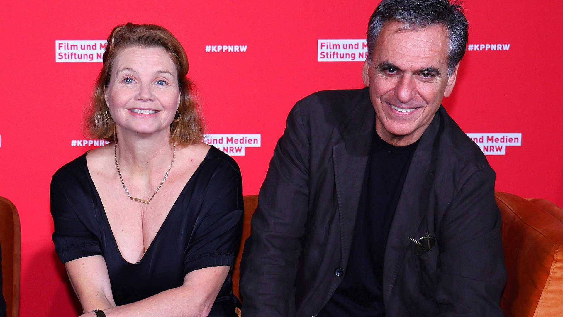 Annette-Frier-Hat-die-Schauspielerin-einen-Mann-an-ihrer-Seite-