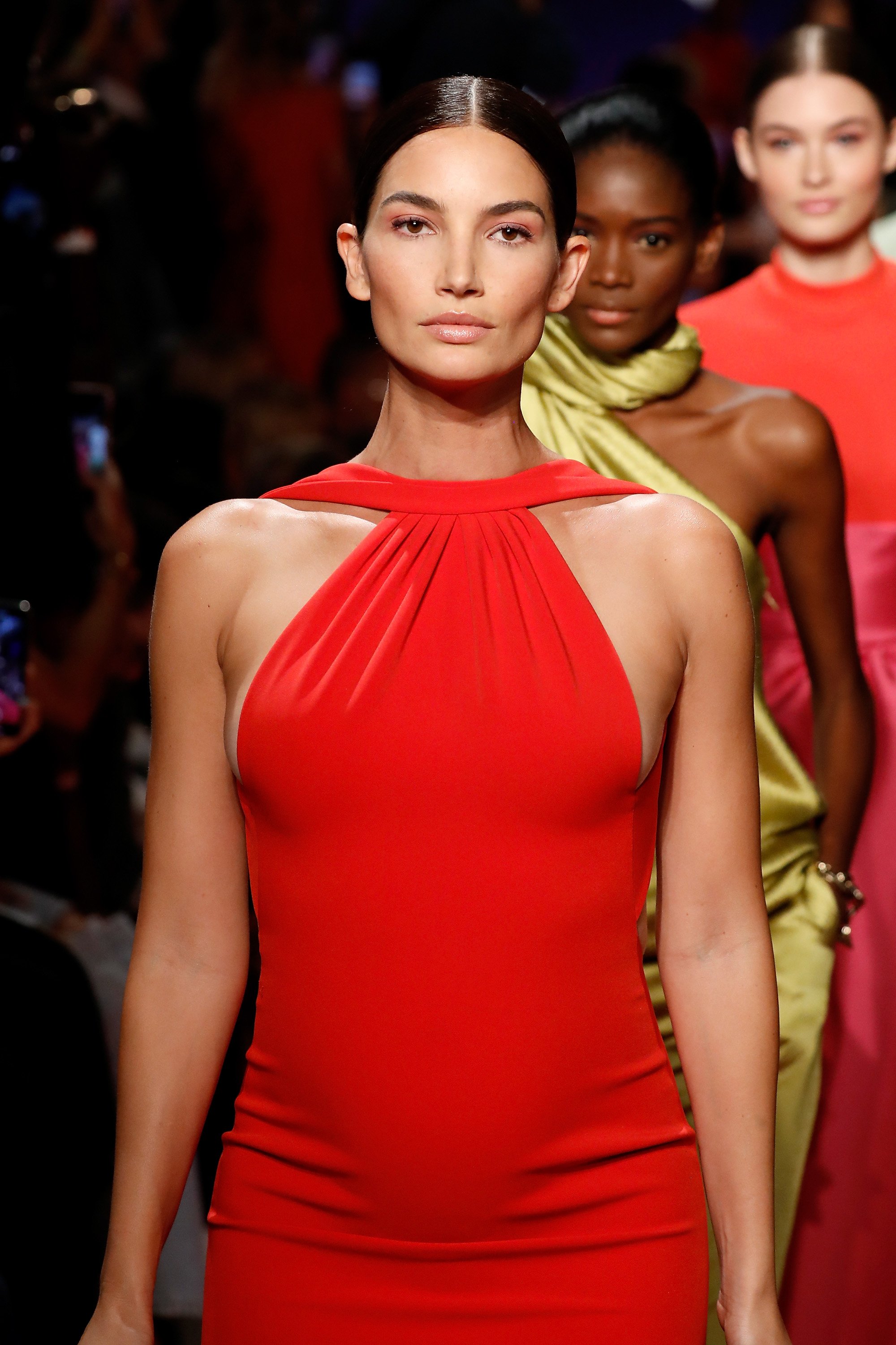 Lilly Alridge schwanger auf dem Laufsteg bei Brandon Maxwell auf der New York Fashion Week 2018 Lilly Alridge schwanger auf dem Laufsteg bei Brandon Maxwell auf der New York Fashion Week 2018