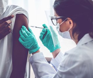 Omikron: Neue Studie aus Südafrika zeigt, wie gut die Zweifach-Impfung noch schützt