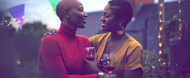 Tinder, Bumble & Co.: So tickt dein Sternzeichen beim Onlinedating