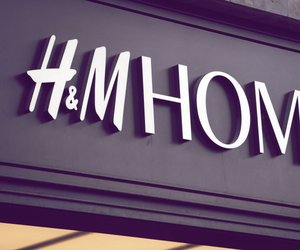 Das sind die schönsten Kerzen und Raumdüfte für gemütliche Herbstabende (von H&M Home)