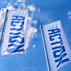 Kreativ am Wochenende: Mit diesem Action-Hack bastelst du einen Teelichthalter in wenigen Schritten