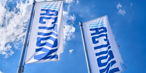 Kreativ am Wochenende: Mit diesem Action-Hack bastelst du einen Teelichthalter in wenigen Schritten