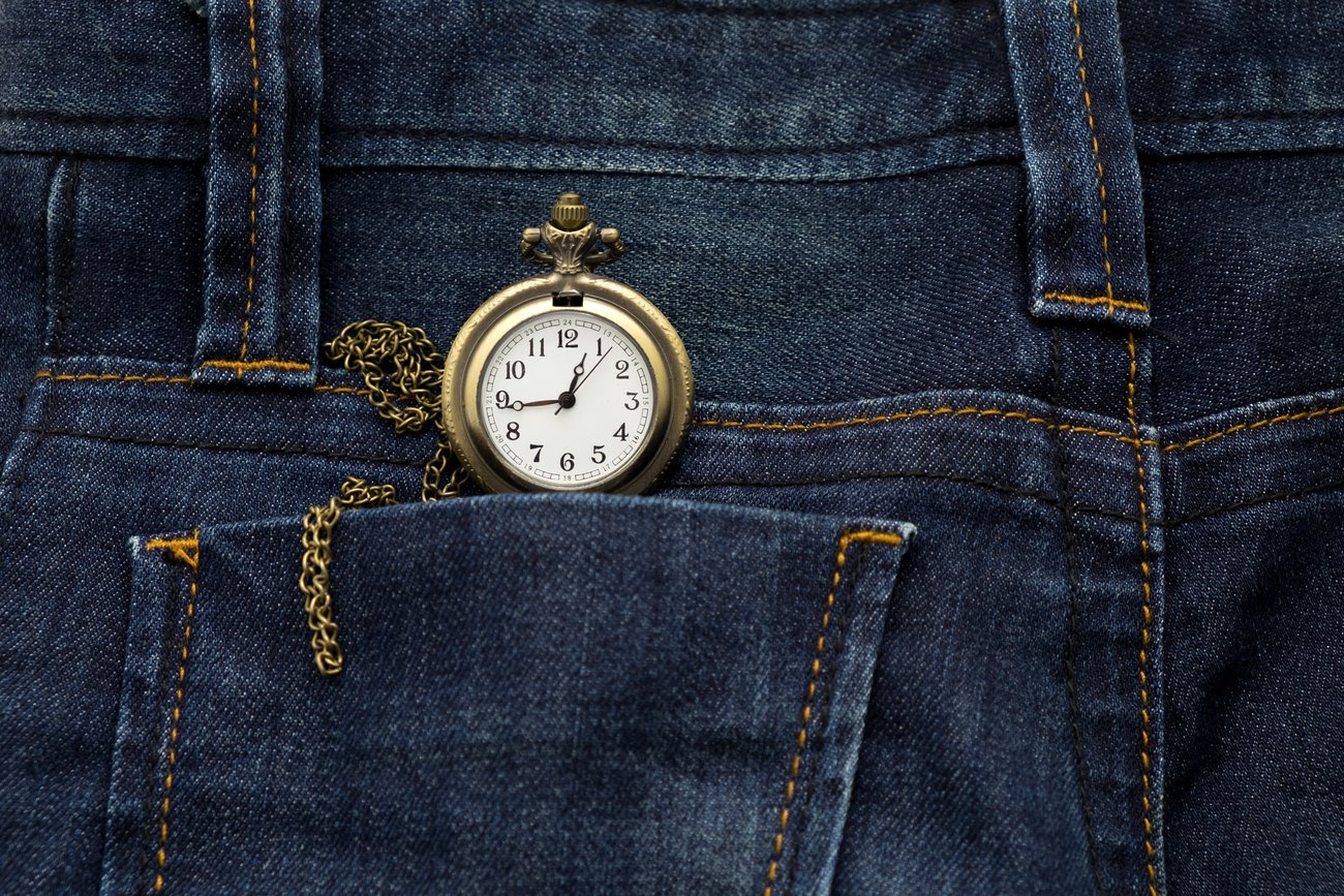 Wofür Ist Die Kleine Tasche In Der Jeans Dafür ist die kleine Tasche an deiner Jeans wirklich da!