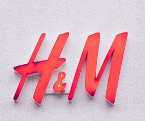 An dieser Farbe kommt keiner vorbei: So cool sind die Herbstteile bei H&M