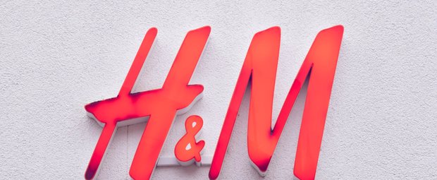 An dieser Farbe kommt jetzt keiner vorbei: So schön sind die neuen It-Pieces von H&M