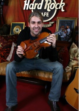 Der Star-Geiger David Garrett präsentiert neue Live-DVD Der Star-Geiger David Garrett präsentiert neue Live-DVD