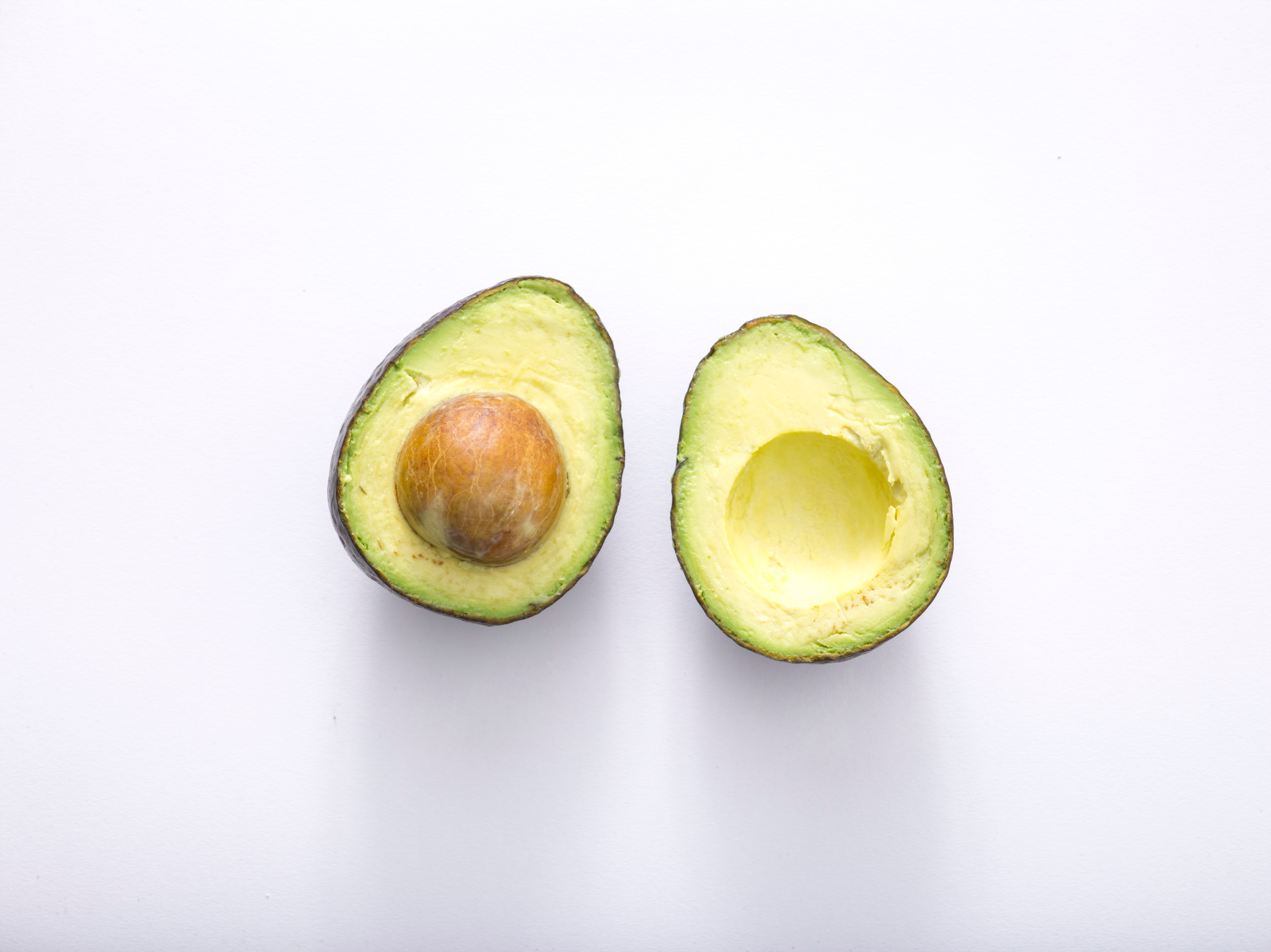 Kalorien in Avocados: Aufgeschnittene Avocado