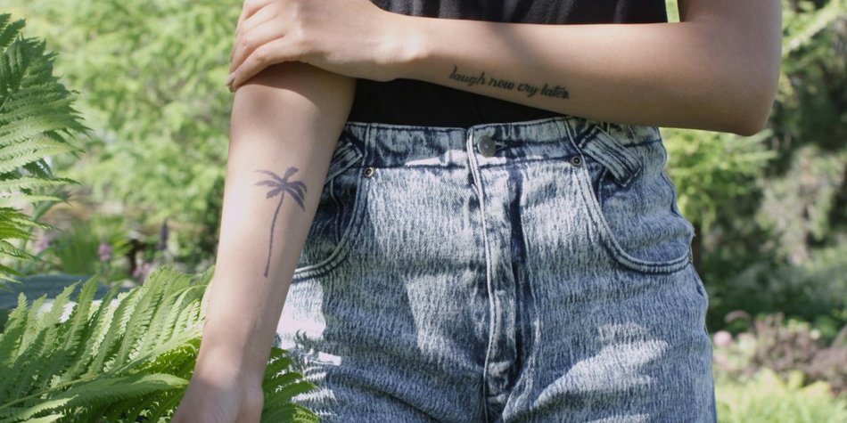 Zum intim aufkleben tatoo Tattoo Bilder