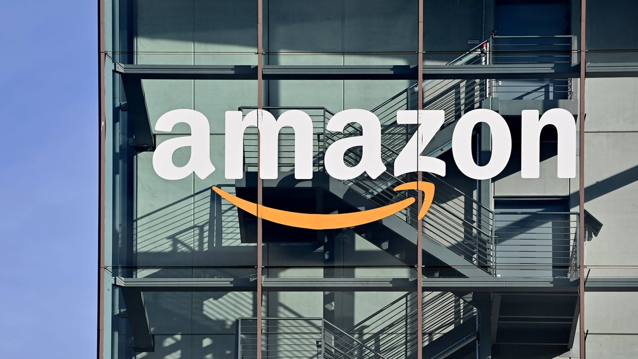 Mit dem Zeckenzangen-Set von Amazon entfernst du die lästigen Parasiten schnell, effizient und schmerzlos.