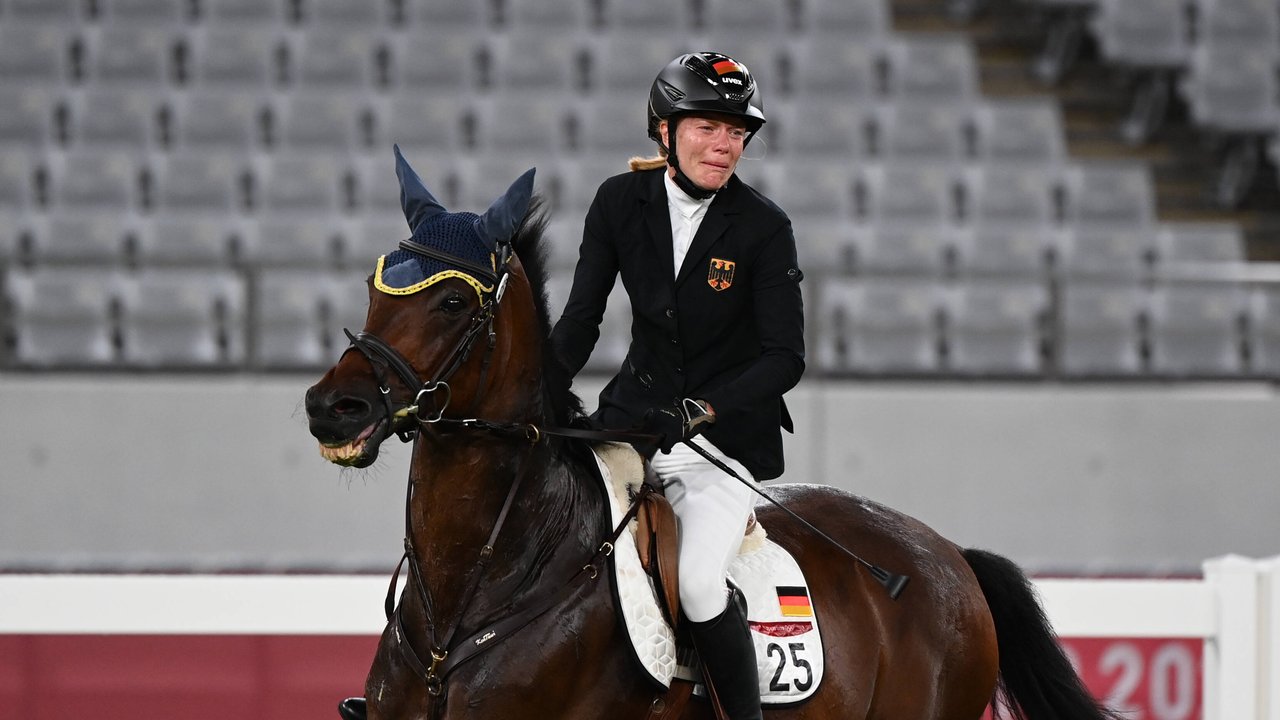 Olympia Pferd Reiten Annika Schleu
