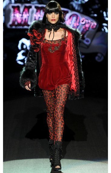 Model für Betsey Johnson Model für Betsey Johnson