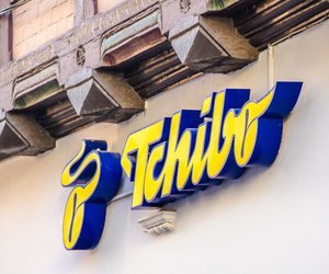 Praktisch und Vielseitig: Der Laptop-Tisch von Tchibo macht überall eine gute Figur