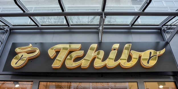 Die Premium-Bettwäsche aus Leinen von Tchibo in schlichten Design ist wunderschön