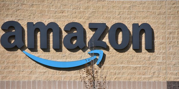 Ein Muss für warme Sommertage: Bei Amazon gibt es den beliebten Handventilator jetzt zum kleinen Preis