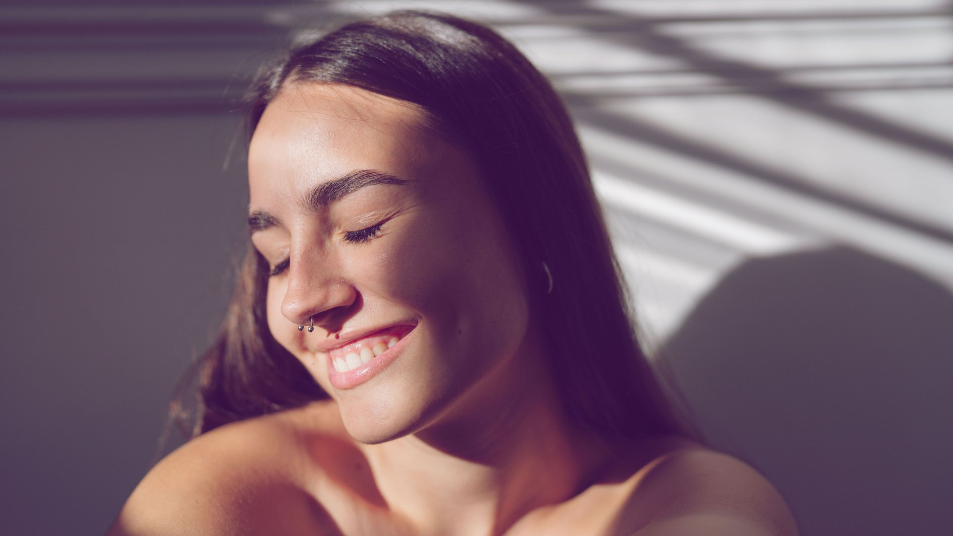 Dieses-Bestseller-Gesichtswasser-l-sst-deine-Haut-strahlen-jetzt-g-nstiger-