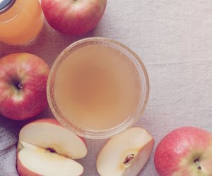 Mit Apfelessig abnehmen: Darum schwören so viele auf die Apfelessig-Kur