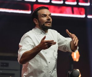 Steffen Hensslers Freundin: Hat der beliebte Koch und Moderator eine Frau?